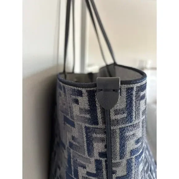 Fendi FF Zucca Monogram Dark Blue Large Roll Reversible Shopper - Picture 10 of 16